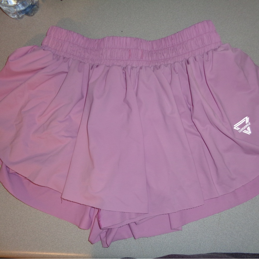 Flowly running shorts